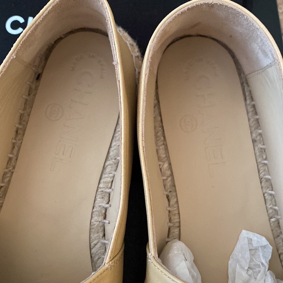 ❌NOT AVAILABLE ❌ CHANEL double espadrilles beige/black with studs - Picture 9 of 16